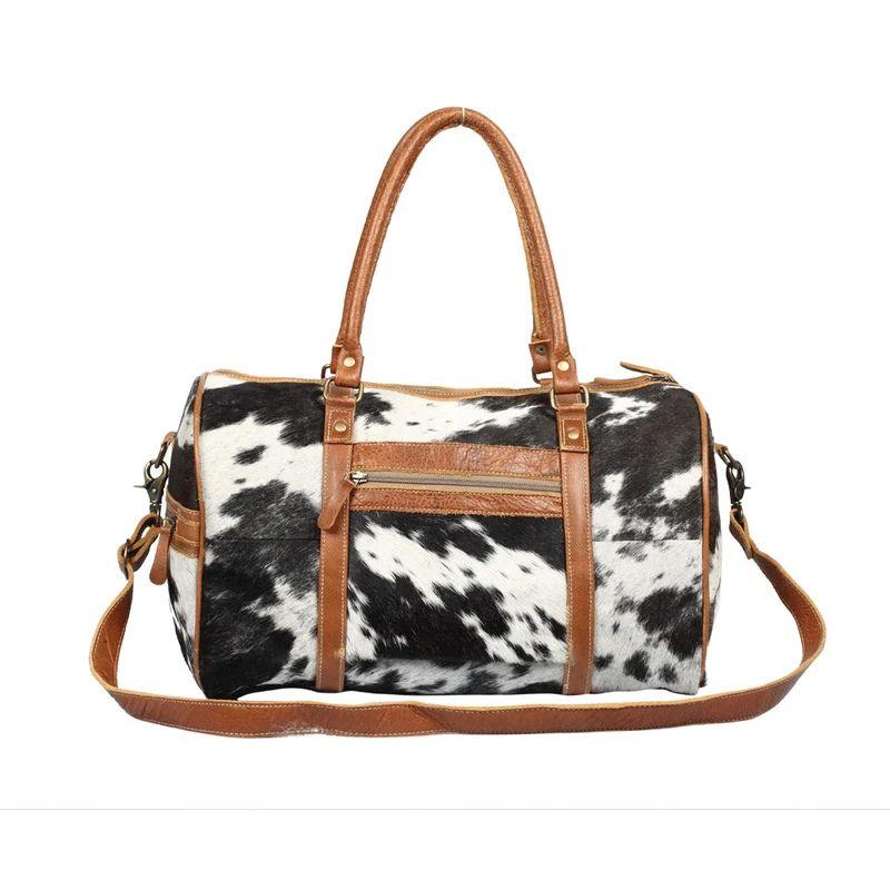 Onyx Traveller Bag - Natural Leather Weekender Bag with Detachable Adjustable Shoulder Straps & Handcrafted Durability 17x10x14 Inches