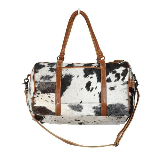Onyx Traveller Bag - Natural Leather Weekender Bag with Detachable Adjustable Shoulder Straps & Handcrafted Durability 17x10x14 Inches